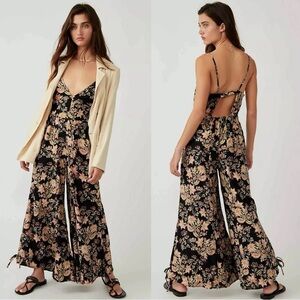 NWT Free People Stand Out Floral Printed One Piece Jumpsuit Small